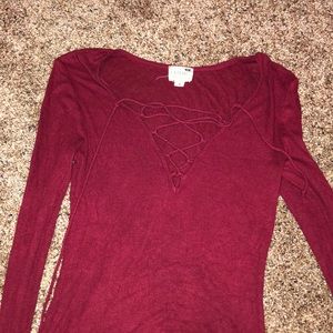 La hearts Pacsun Cross Tie front shirt